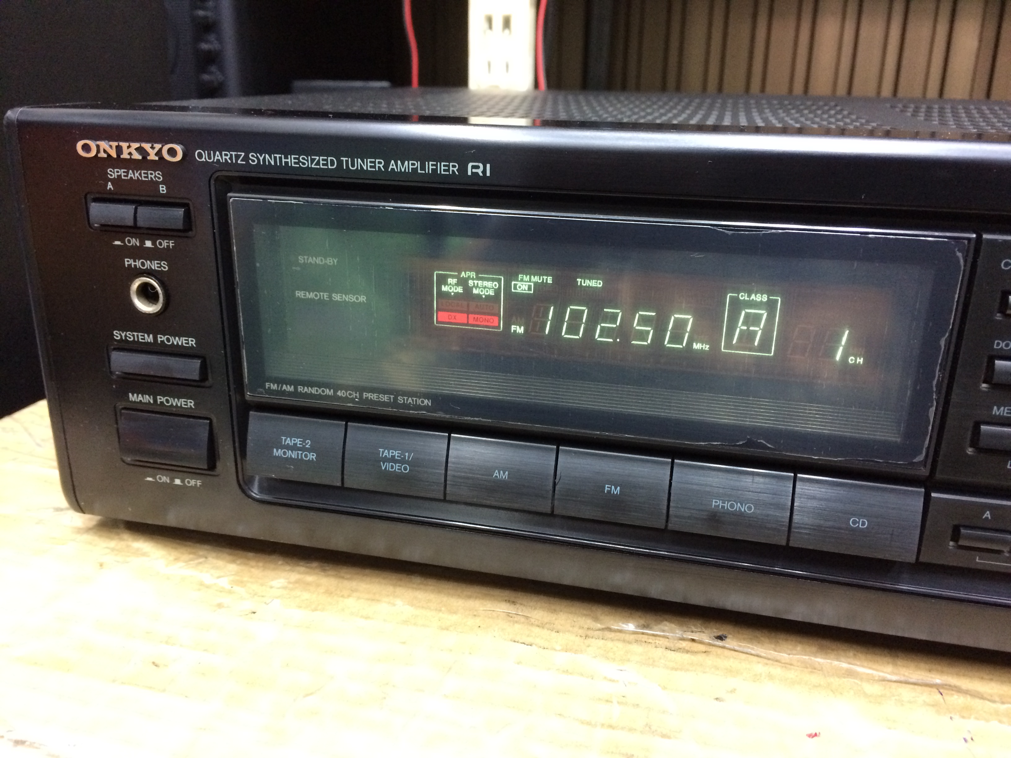 Onkyo TX-930 Quartz Synthesized Tuner Amplifier