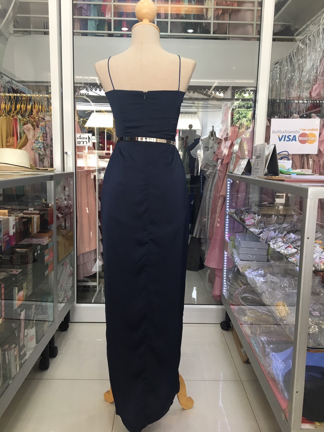 (PRE-LOVED) ราตรียาวสีกรมสายเดี่ยว (S)