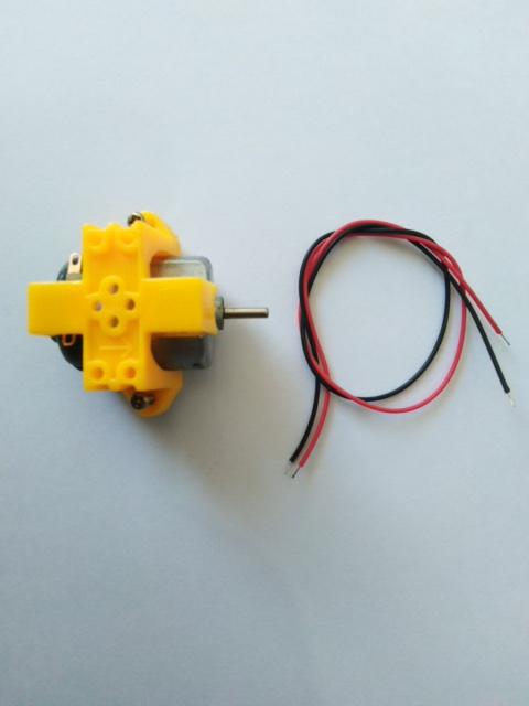 มอเตอร์ของเล่นพร้อมสายไฟและชุดล็อก