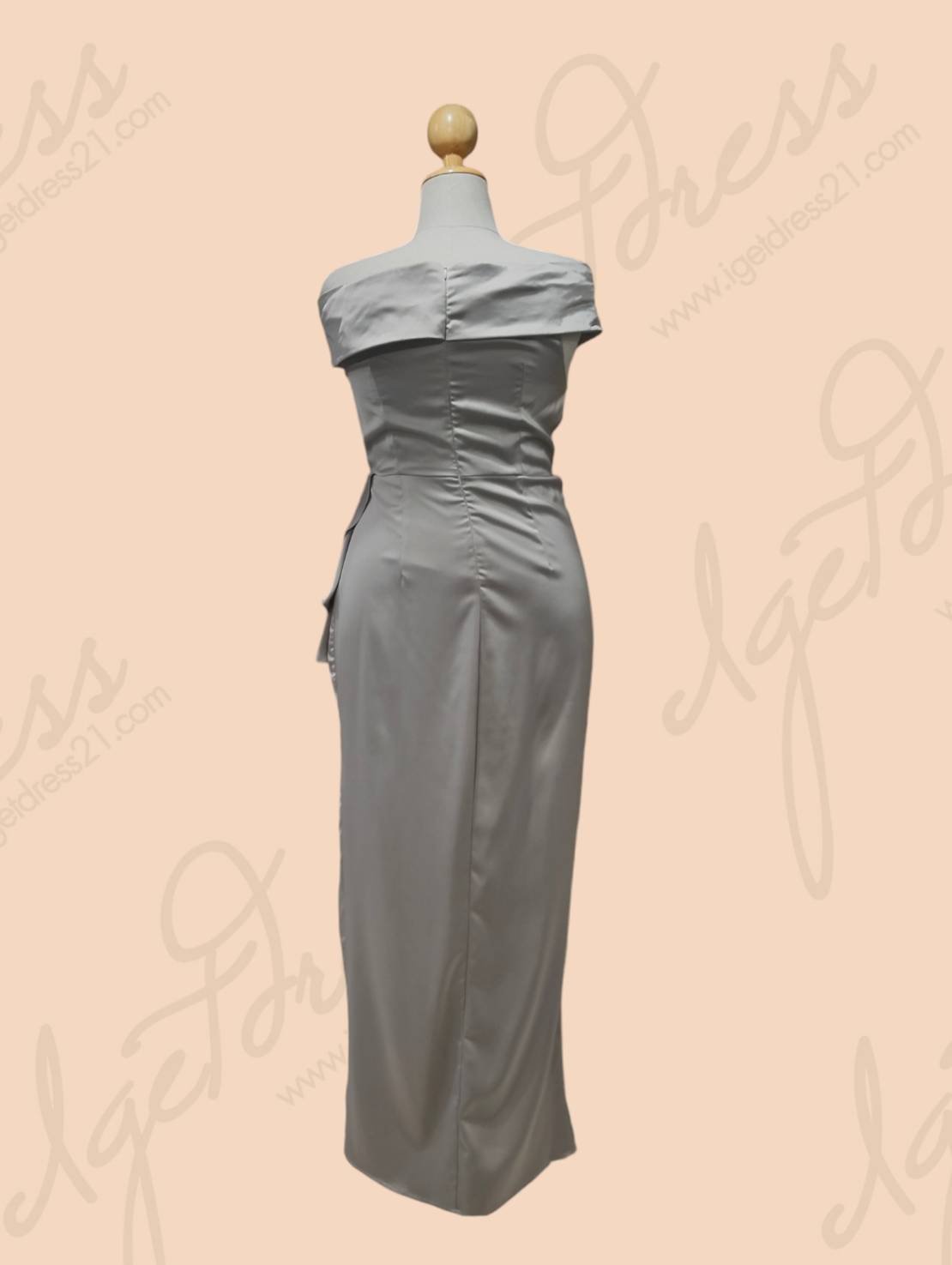 (PRE-LOVED) ยาวเทาปาดไหล่จีบเอว(2XL) มือ2