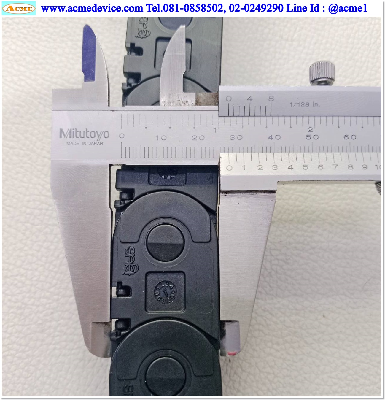 กระดูกงู Igus รุ่น 1500.015.035.0, ขนาด 28 x 515 x 28 mm.