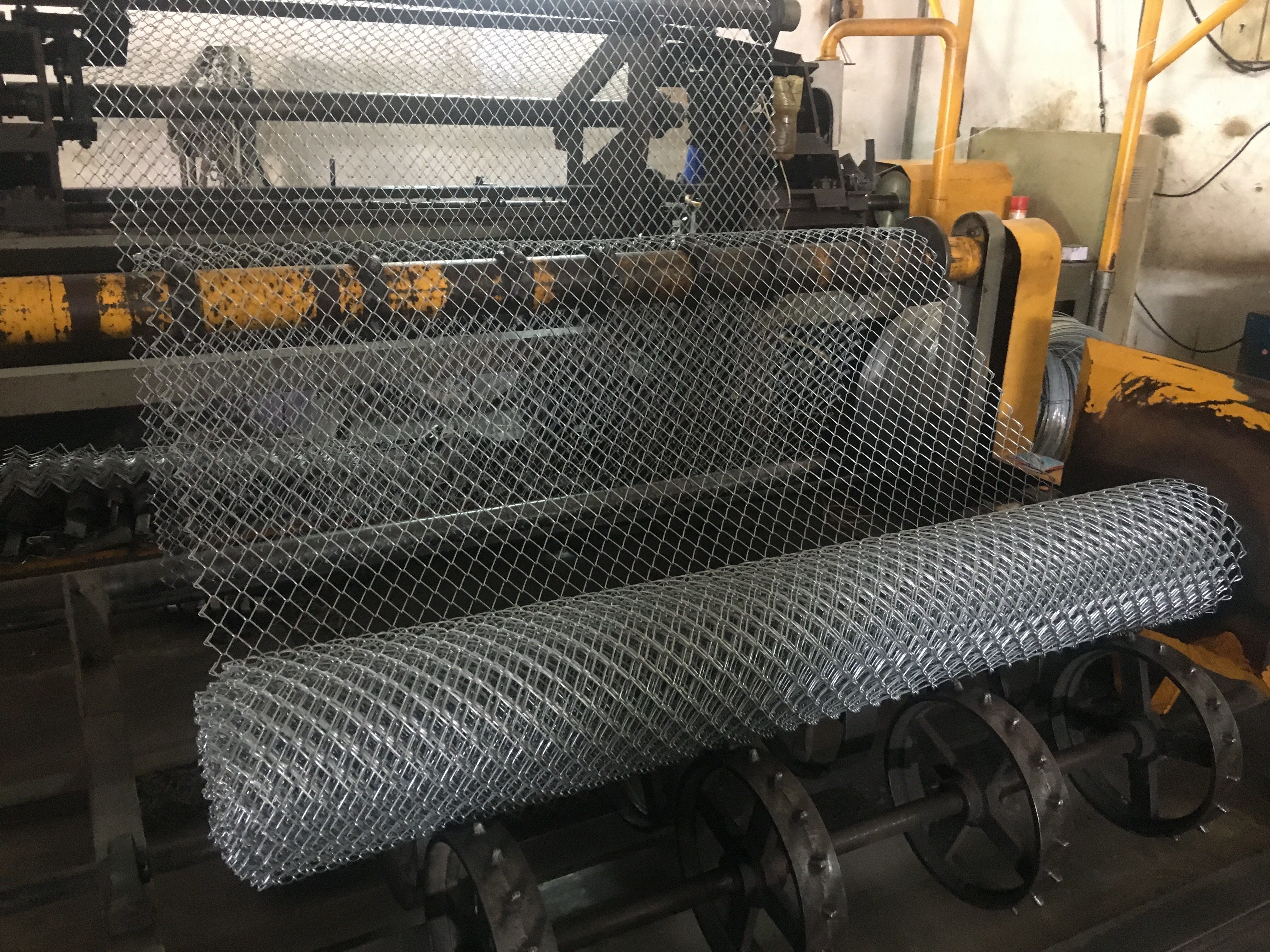 รับผลิตลวดตาข่ายตามสั่ง รับผลิตลวดตาข่ายตามสั่ง