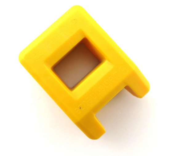 เครื่องสร้างแม่เหล็กให้ไขควง