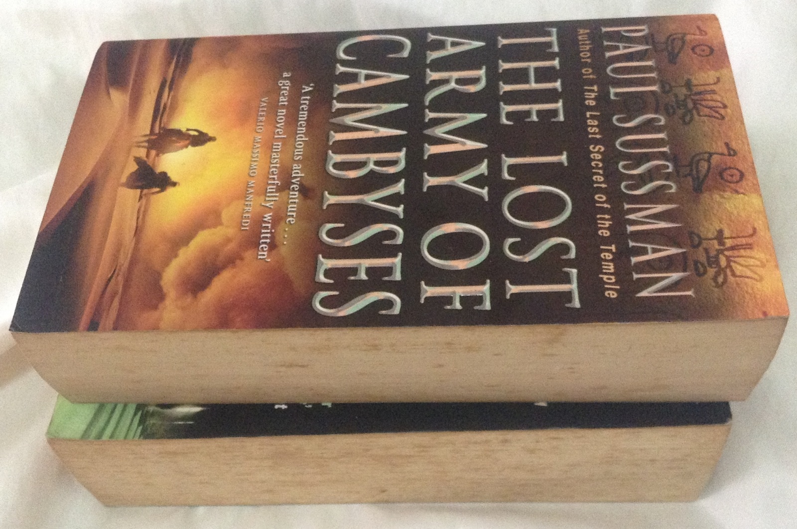 The Lost Army Of Cambyses , The Last Secret Of The Temple by Paul Sussman ราคา 400