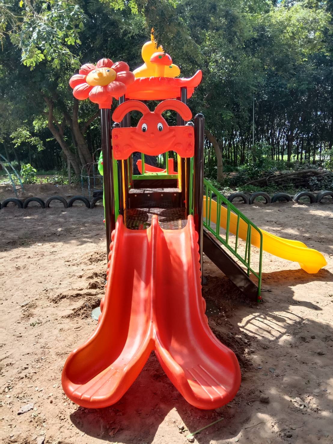 เครื่องเล่นสนาม ชุด แรบบิทซุปเปอร์สไลด์ เครื่องเล่นหลากสี