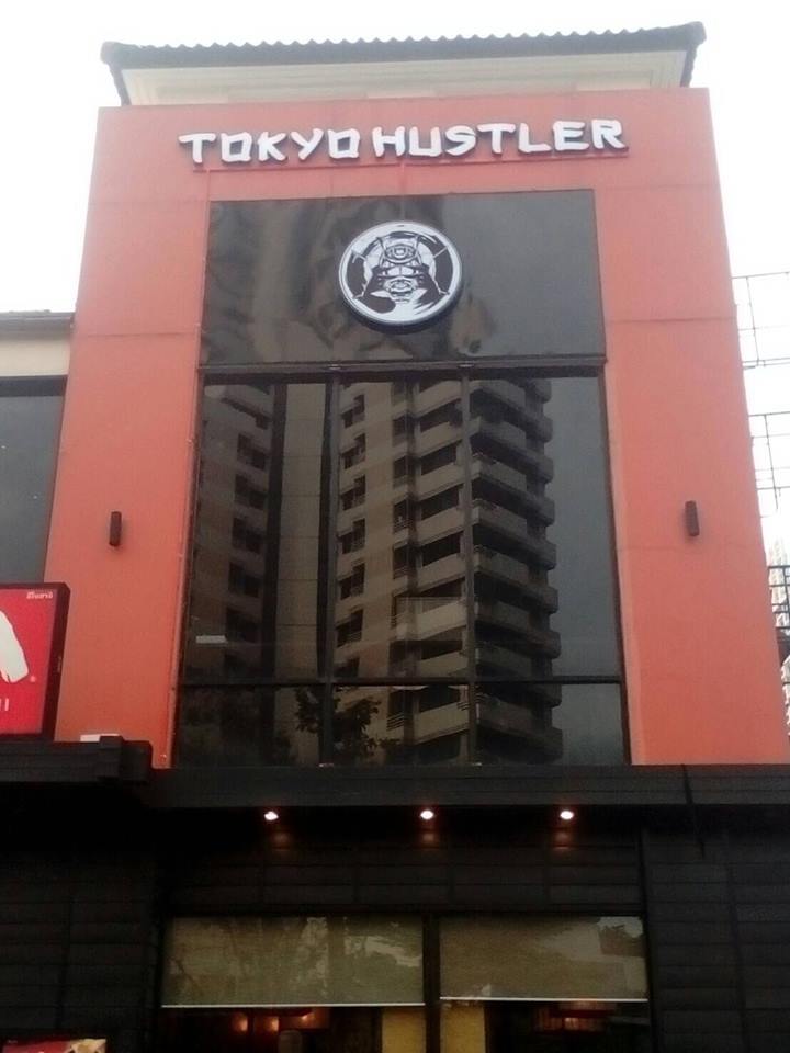 ป้ายตัวอักษร-ติดไฟออกหน้า led #TOKYOHUSTLER