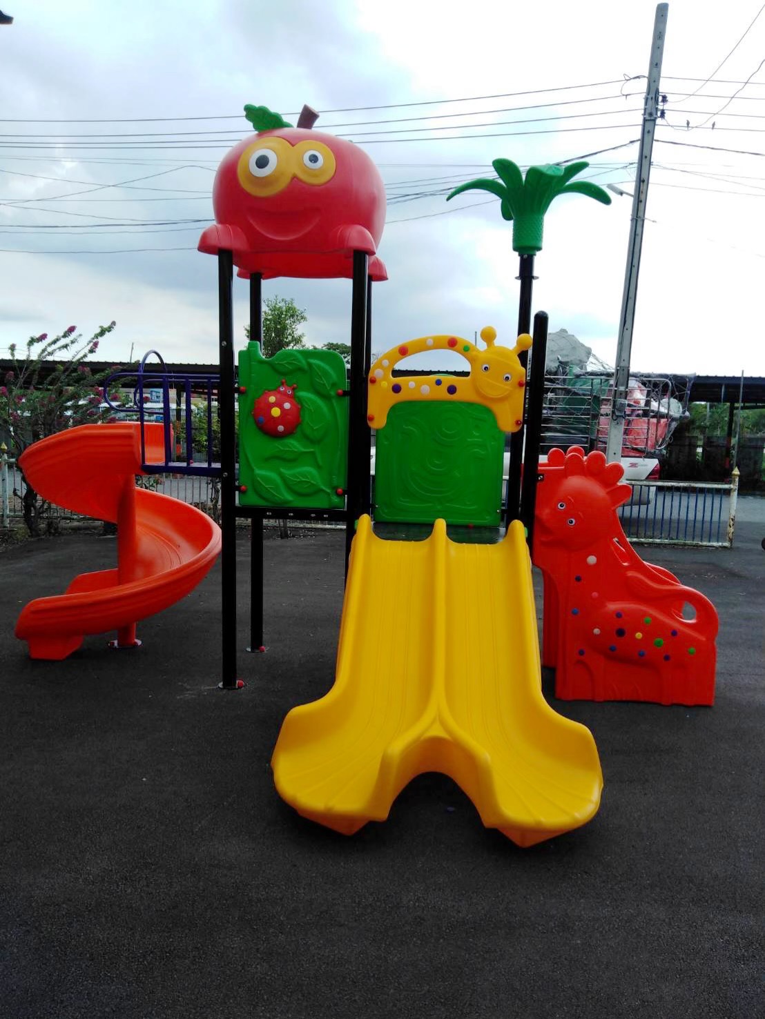 เครื่องเล่นสนาม ชุด แอปเปิ้ลแสนอร่อย เครื่องเล่นสร้างมิตรภาพ