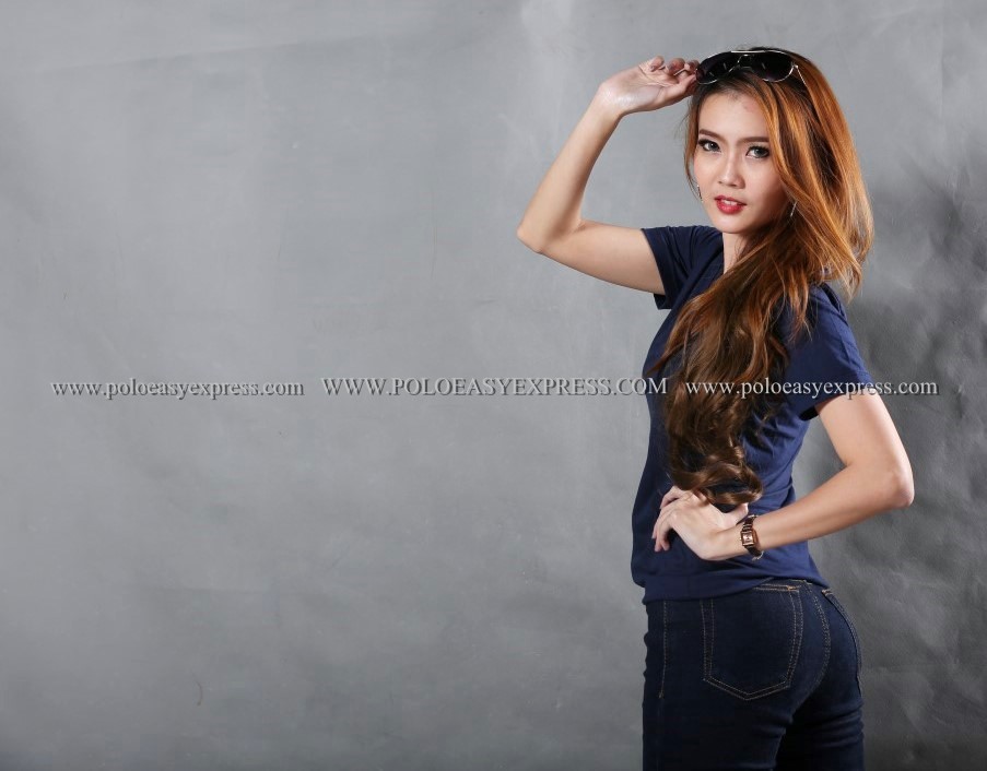 S เสื้อยืด สีกรมท่า คอวี แขนสั้น Size S