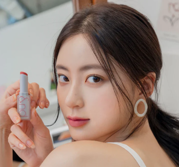 ลิปโรแมนด์ Romand Zero Matte Lip #01 dusty pink