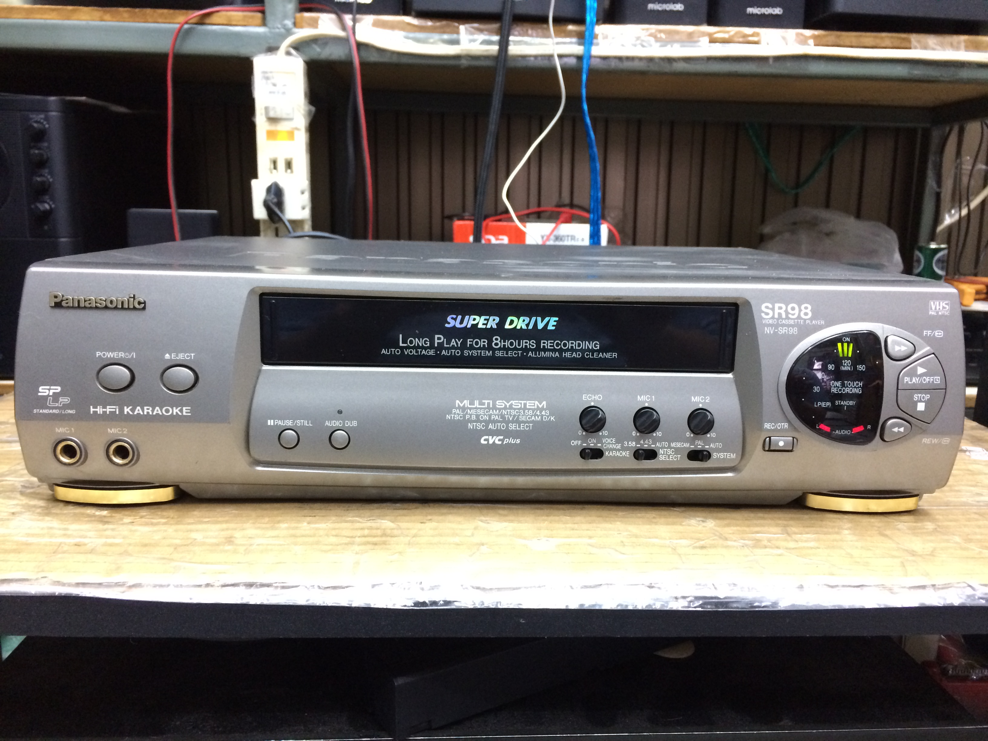 เครื่องเล่นวีดีโอเทป VHS , VDO Panasonic รุ่น NV-SR98