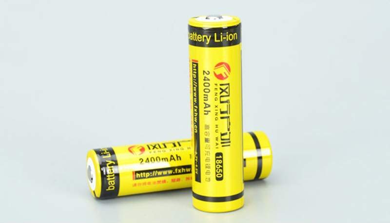 ถ่านชาร์จ UltraFire แบตเตอรี่ Battery FengXing 18650 3.7v 2400 mAh Rechargeable หัวนูน คุณภาพดี ราคาถูก