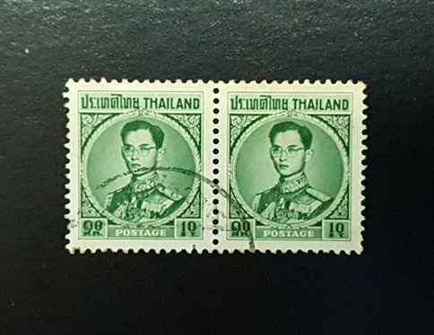 แสตมป์พระรูปรัชกาลที่ 9 ชุด 4 หน้าดวงราคา 10 สตางค์ บล็อกสอง สภาพใช้