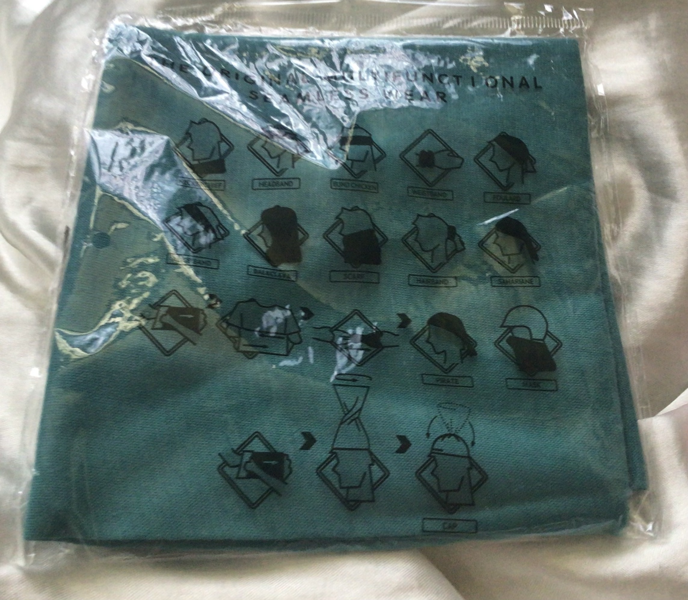 ผ้าบัฟ คละสีคละลาย 6ผืน ราคา 35