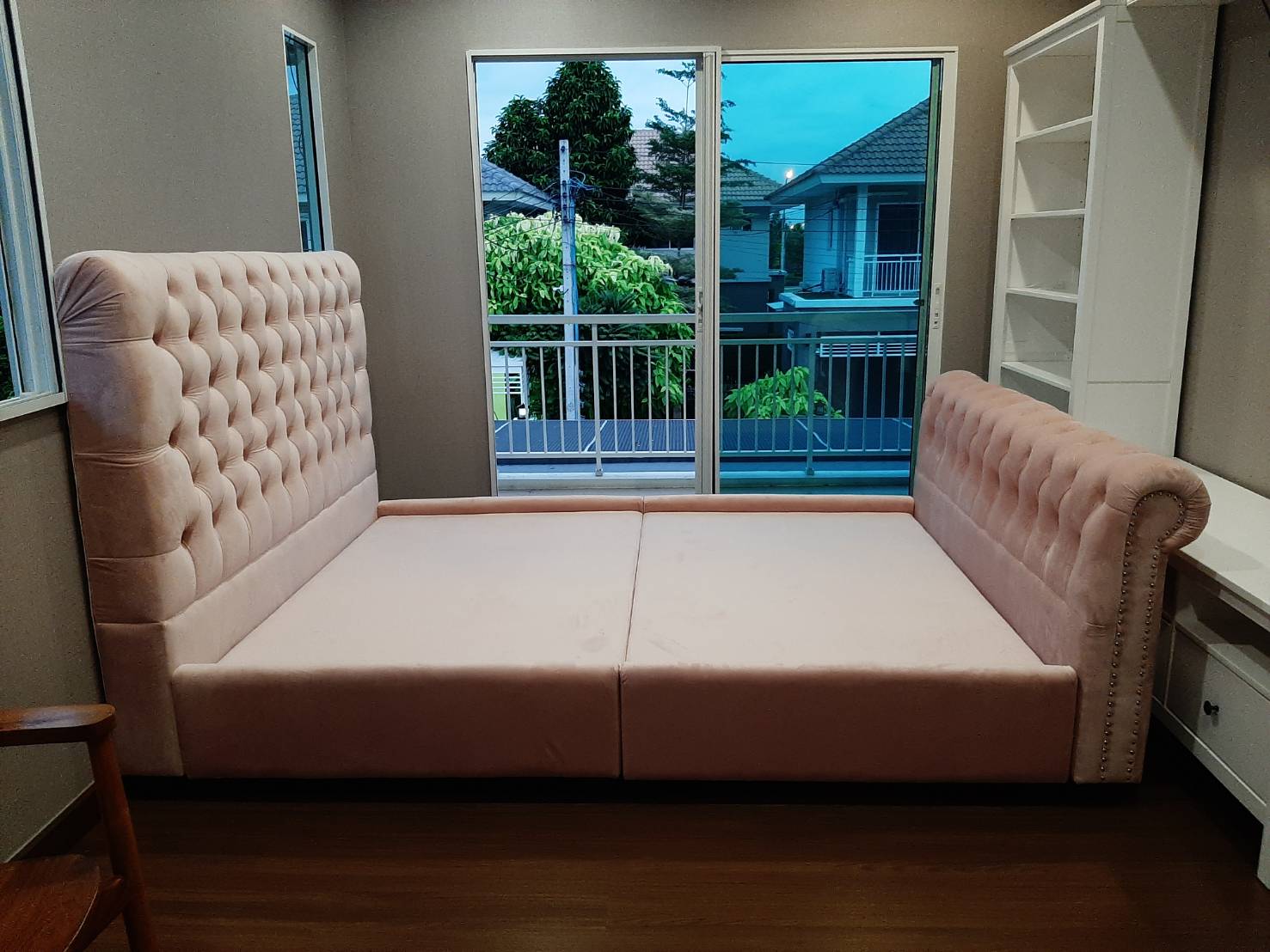 รับสั่งทำเตียงตามแบบ ในราคาที่ถูกกว่า