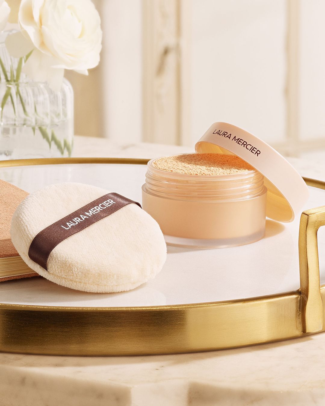 แป้งฝุ่นลอร่า Laura Mercier Loose Setting Powder Translucent Ultra Blur Jumbo 29g