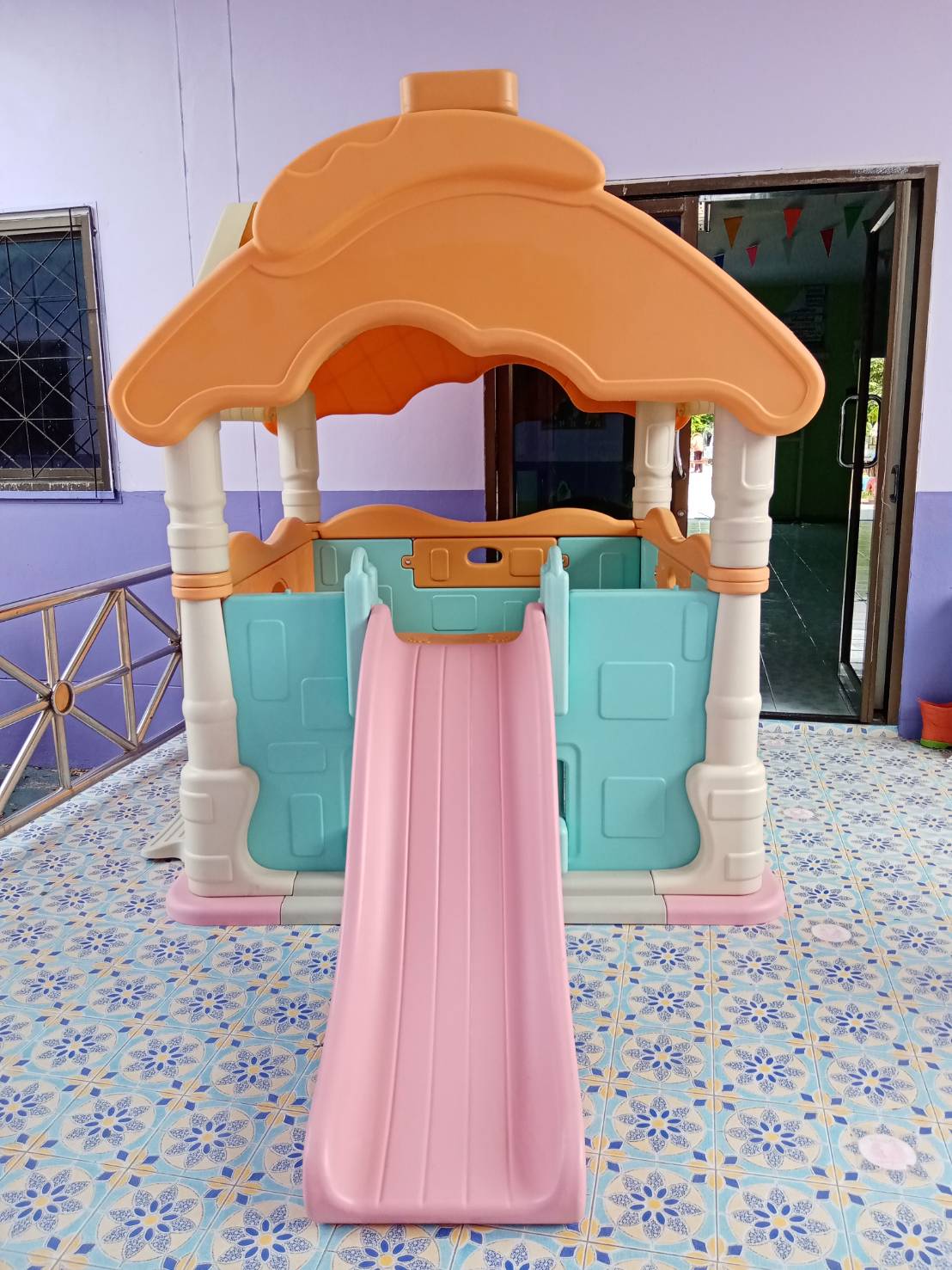 บ้านพาสเทลกระดานลื่น บ้านของเล่นเสริมพัฒนาการเด็ก