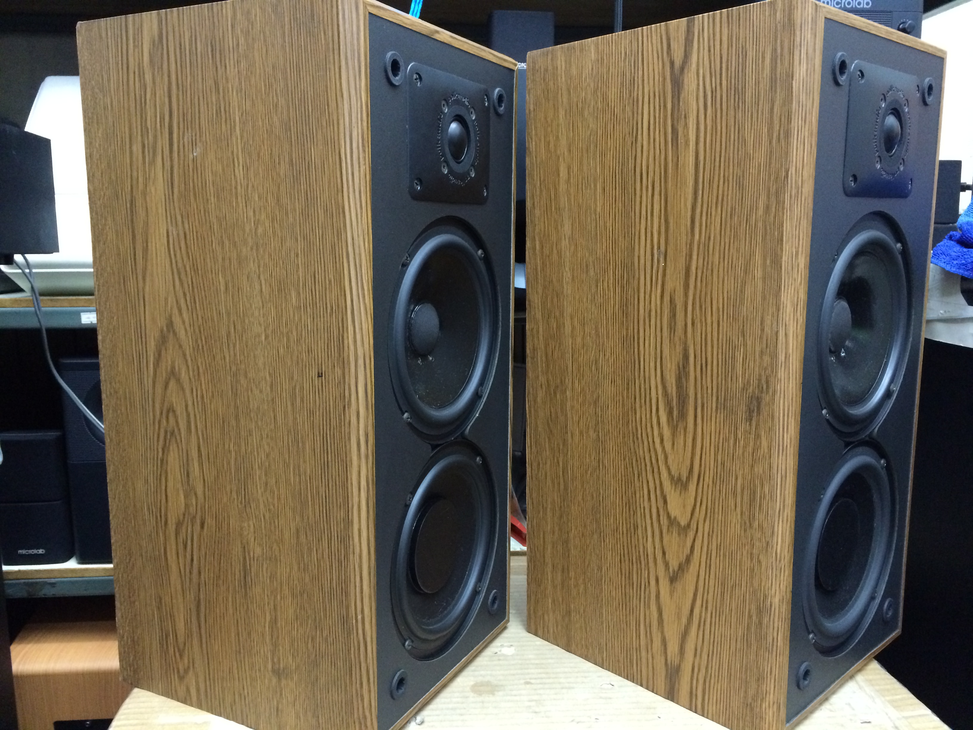 ลําโพงวางหิ้ง Polk Audio Monitor 5jr