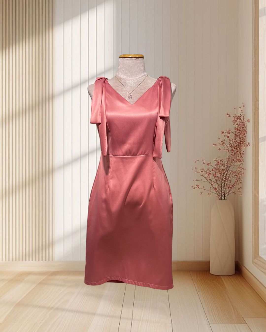 (PRE-LOVED) ราตรีสั้นแขนกุดโบว์ยาวที่ไหล่2ข้าง S