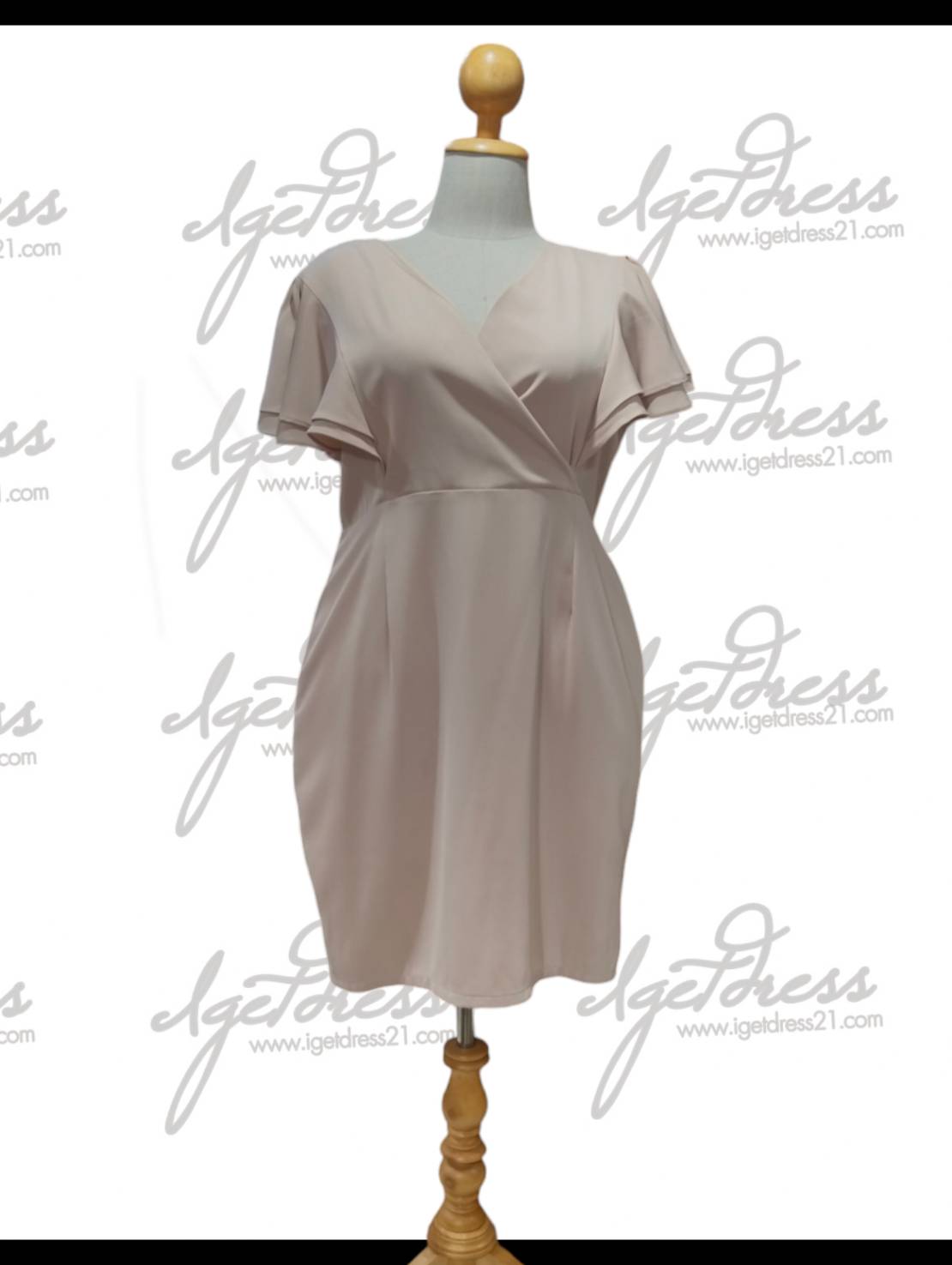 เดรสสีนู้ดคอวีอกไขว้ จับจีบแขนระบายพริ้วพรางต้นแขน ผ้าเครป (3XL)
