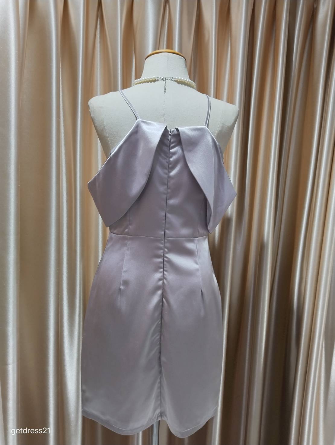 (PRE-LOVED) ชุดสั้นสีเทาปิดแขน ไซส์M