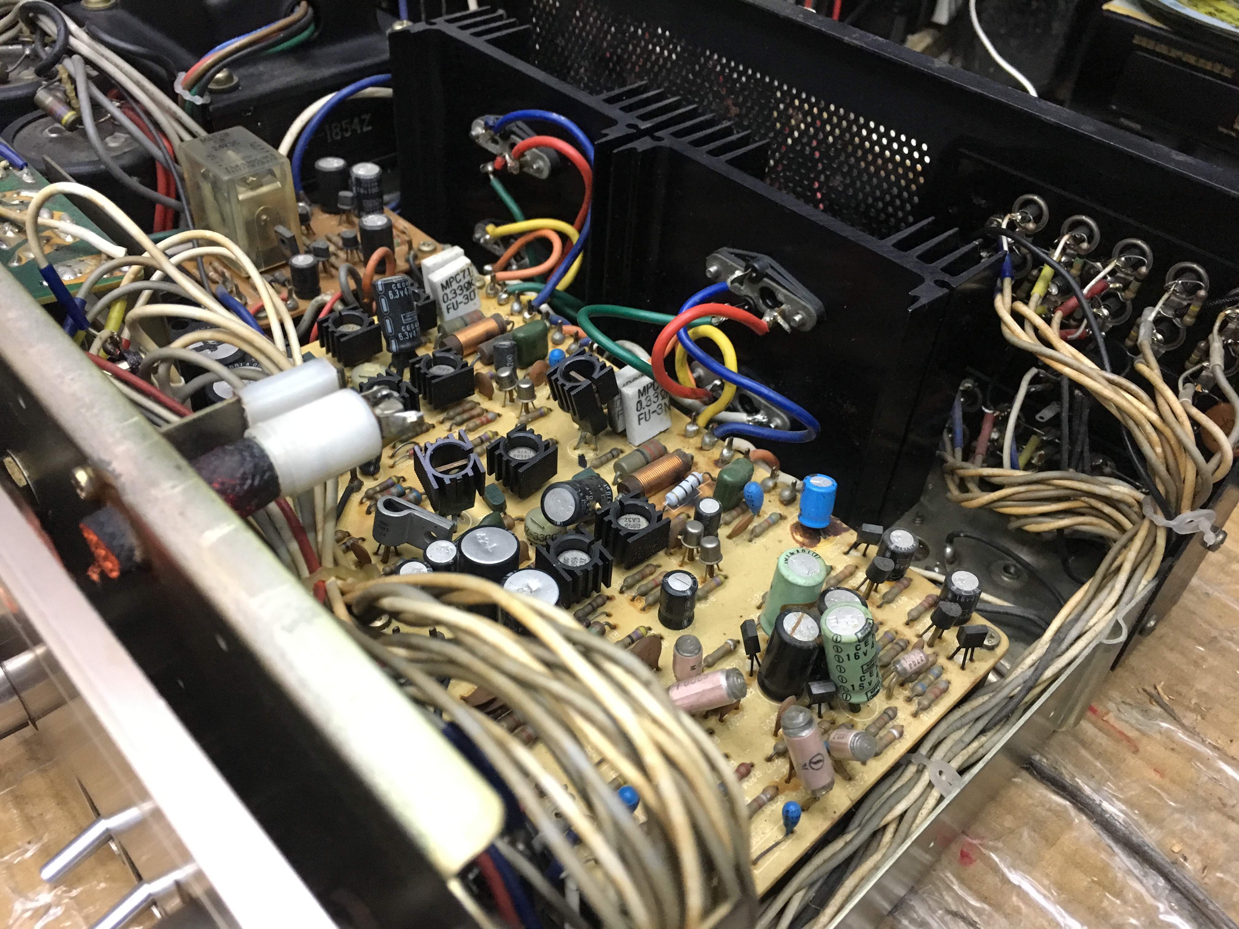 Luxman 504 Stereo Integrated Amplifier