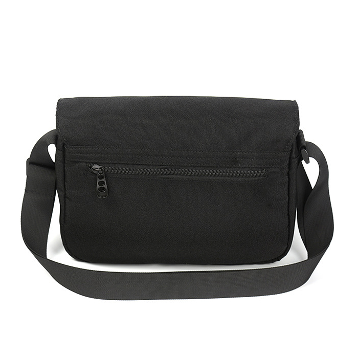 กระเป๋าแมสเซนเจอร์ กระเป๋าสะพายข้าง end&start black compact ด้านหลัง