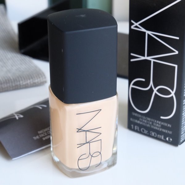 รองพื้นนาร์ส NARS Sheer Glow Foundation - Punjab 30ml