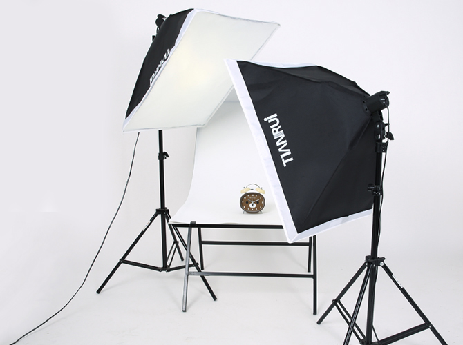 ชุดไฟสตูดิโอยี่ห้อ TIANRUI SoftBox พร้อมขั้วหลอด E27 รุ่น SB-E27