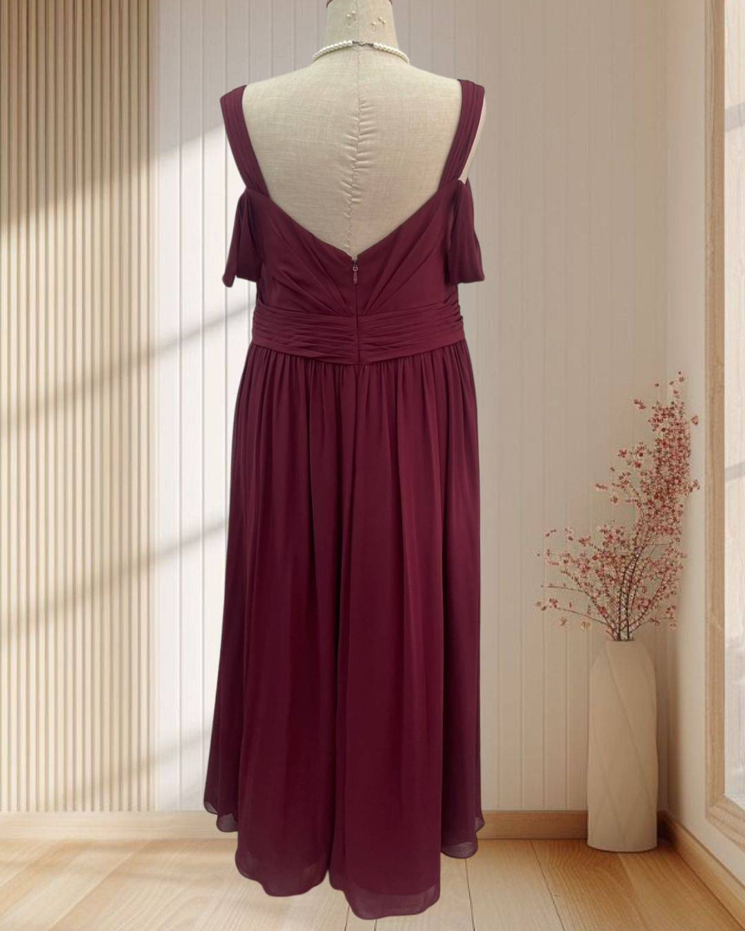 (PRE-LOVED) ชุดราตรียาวชีฟองสีแดงไซส์ใหญ่ 6XL