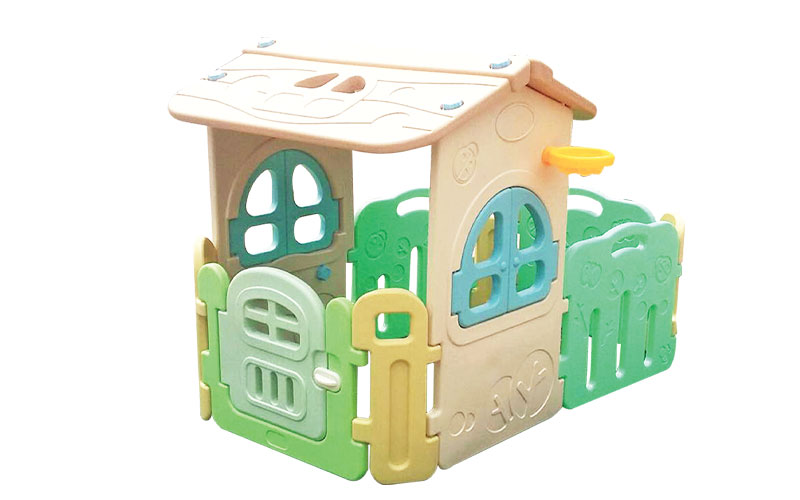 เครื่องเล่นสนามกลางแจ้งบ้านพลาสติก บ้านกลางสวน KP-0110JN