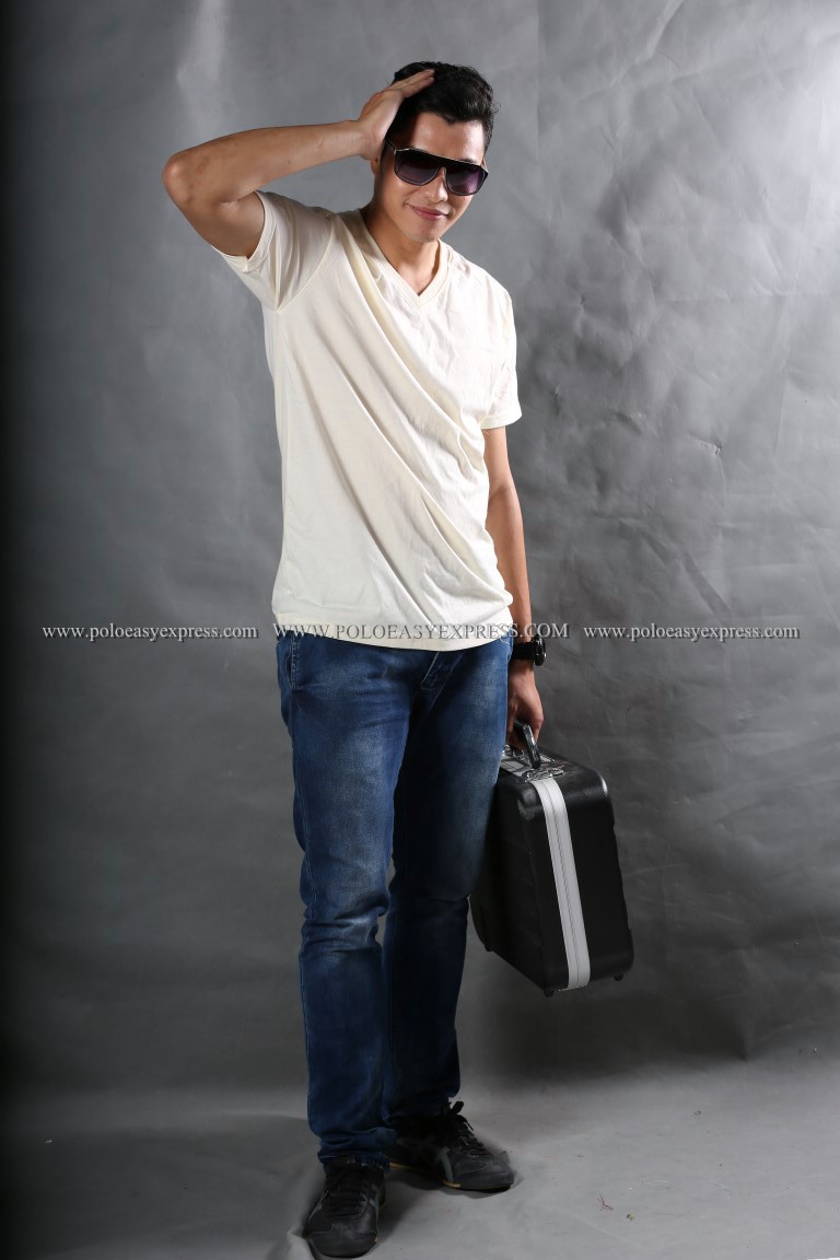 3XL เสื้อยืด สีครีม คอวี แขนสั้น Size 3XL
