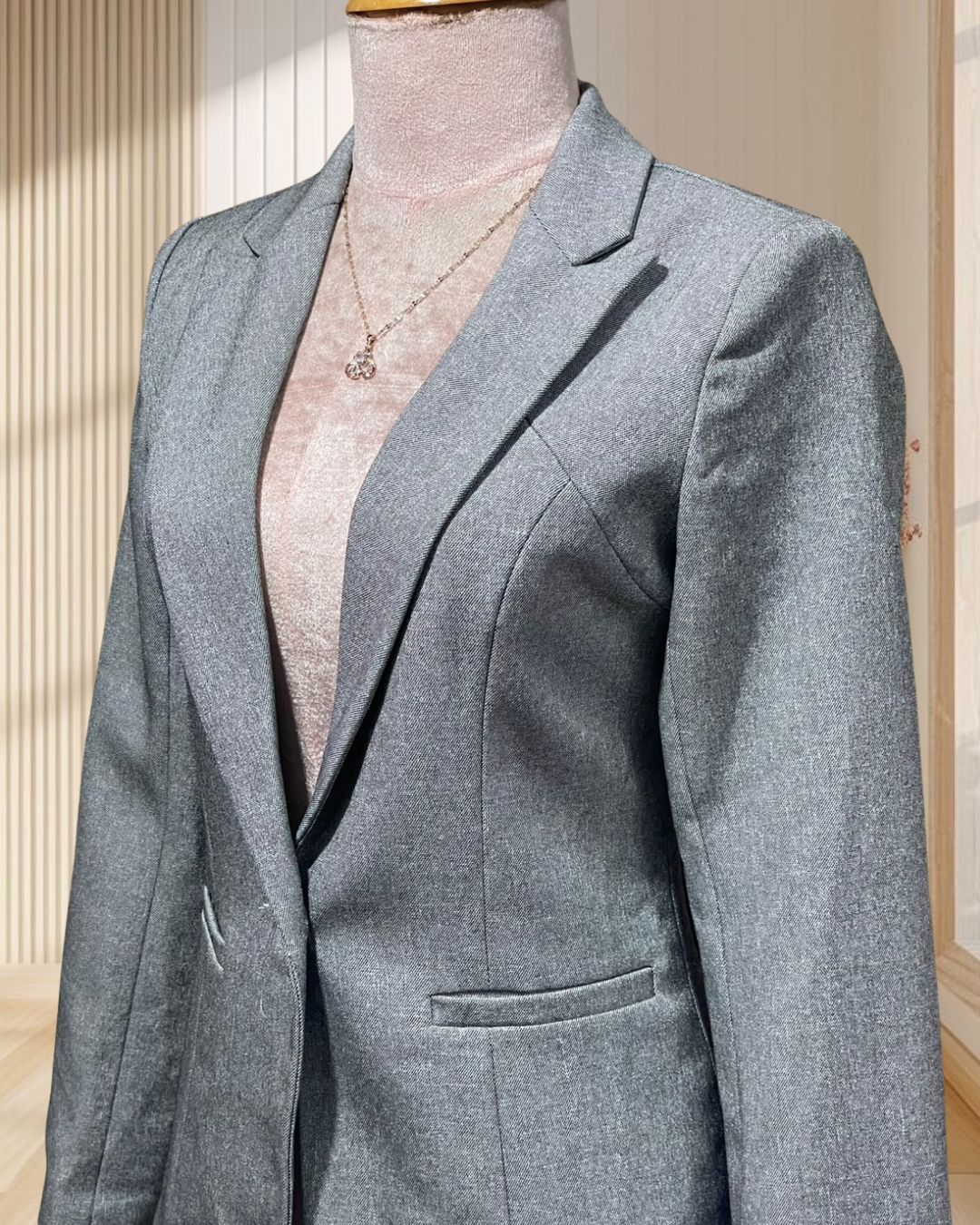 (PRE-LOVED) สูทผู้หญิงสีเทา ไซส์ S