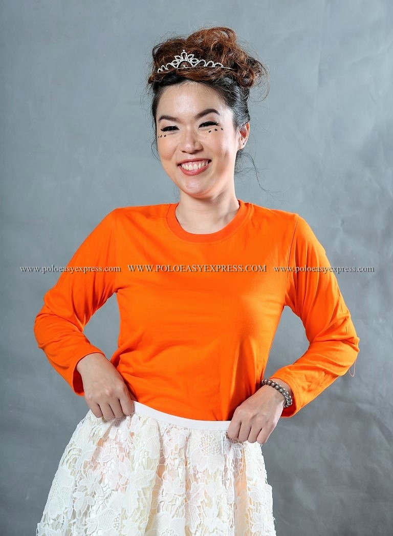 เสื้อยืด สีส้ม คอกลม แขนยาว Size M