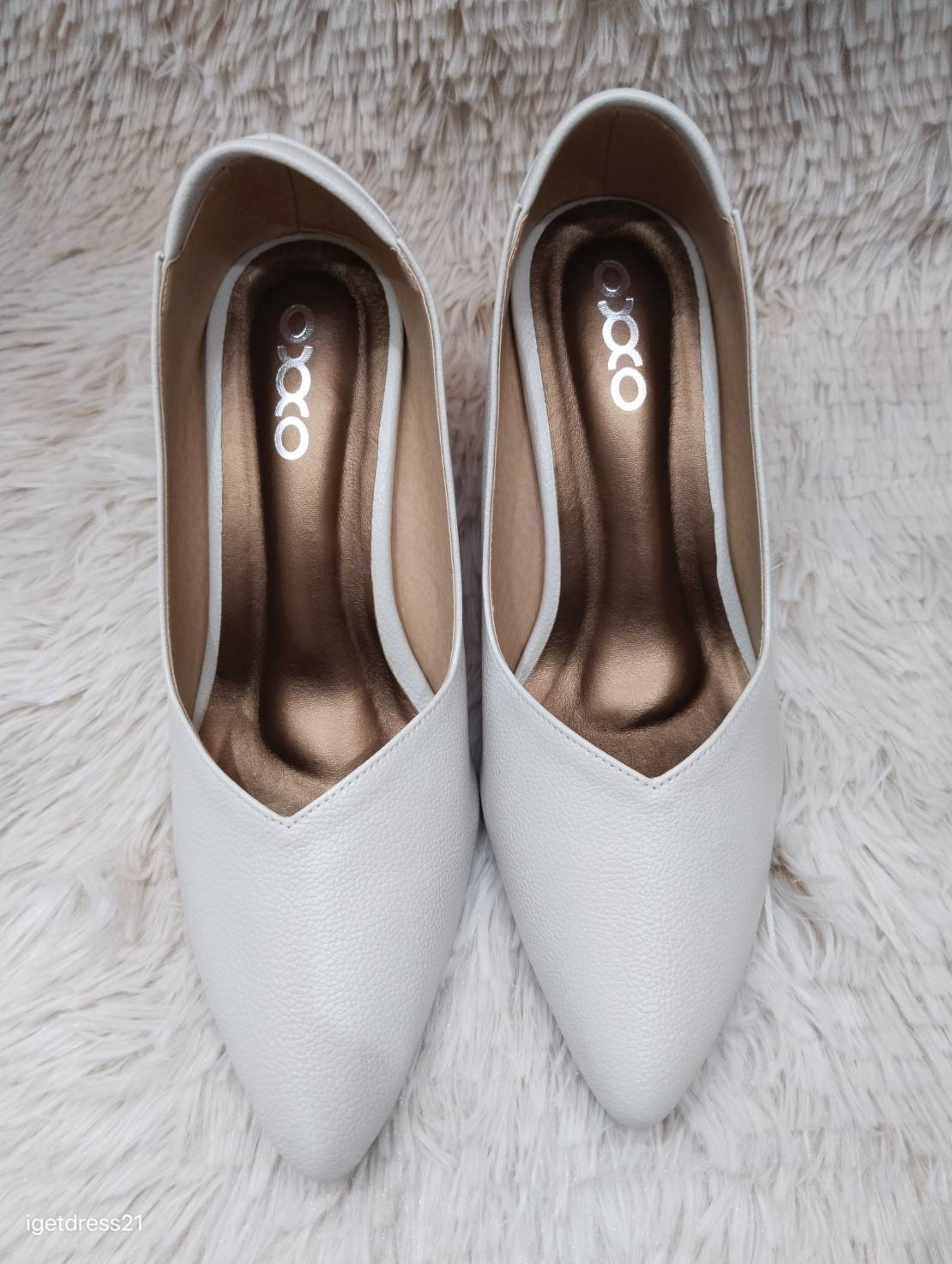 รองเท้าคัชชูขาว38