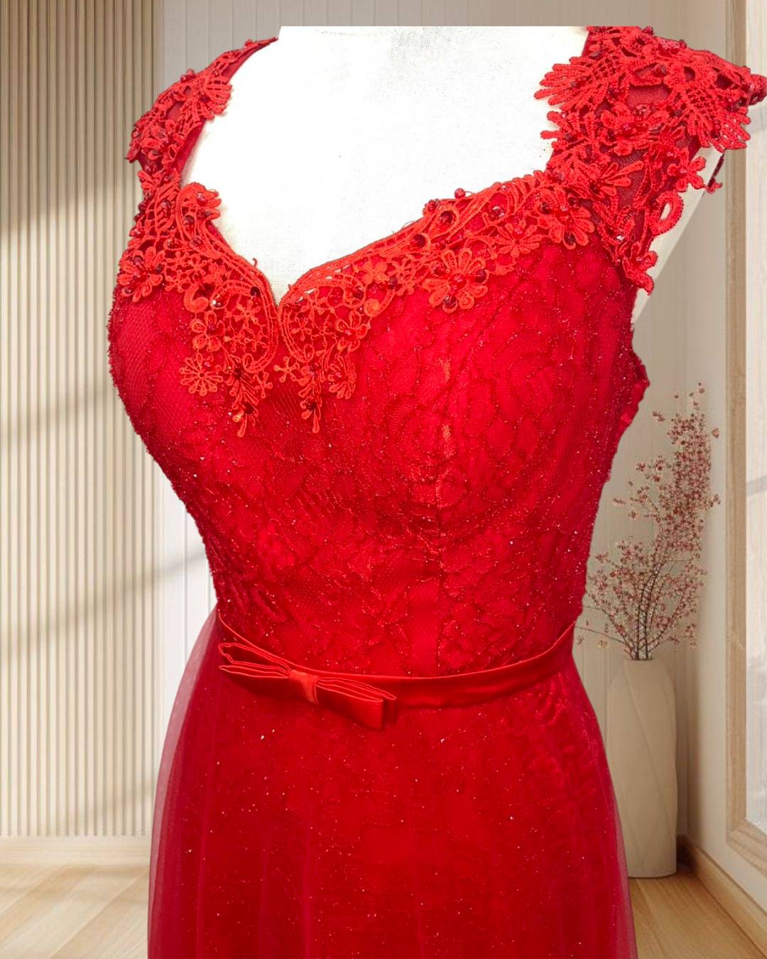 (PRE-LOVED) ชุดราตรีลูกไม้กระโปรงชีฟองF