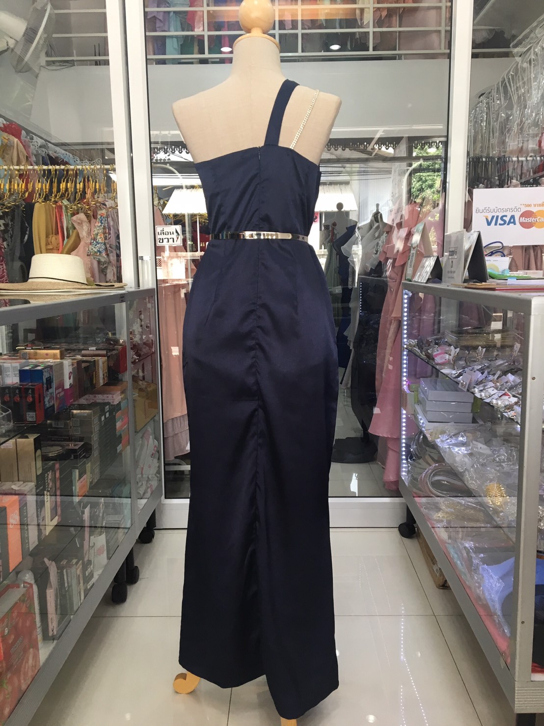 (PRE-LOVED) ราตรียาวสีกรมสายไขว้สายเพชร (L)