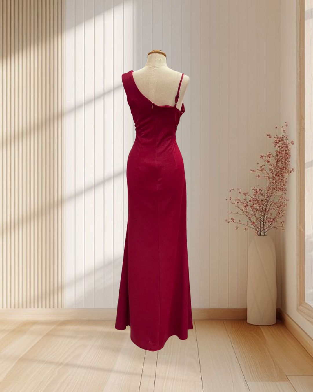 ราตรียาวสีแดง สายเดี่ยว1ข้าง สายใหญ่1ขาว ไซส์ L