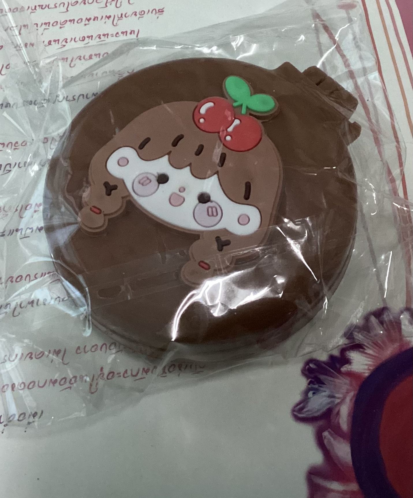 (สินค้าสำหรับเพิ่มยอดให้ถึงขั้นต่ำ) แปรงหวีผมกระจกพับพกพา ตกแต่งลวดลาย ราคา 20