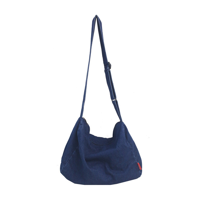กระเป๋าทรงกระบอก กระเป๋าสะพายข้าง duffel denim | CDN001 dark blue