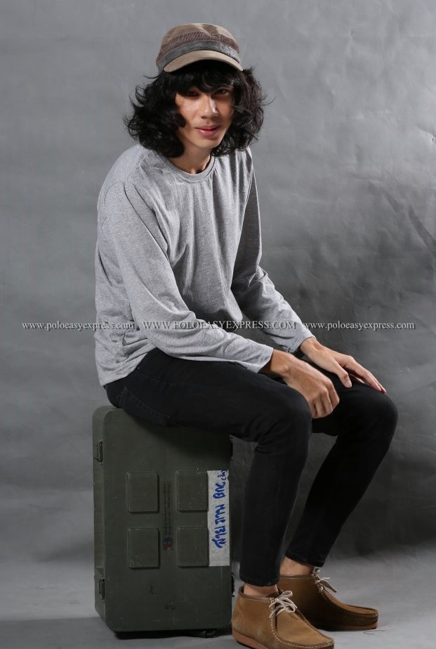 เสื้อยืด สีเทาท็อปดาย คอกลม แขนยาว Size XL