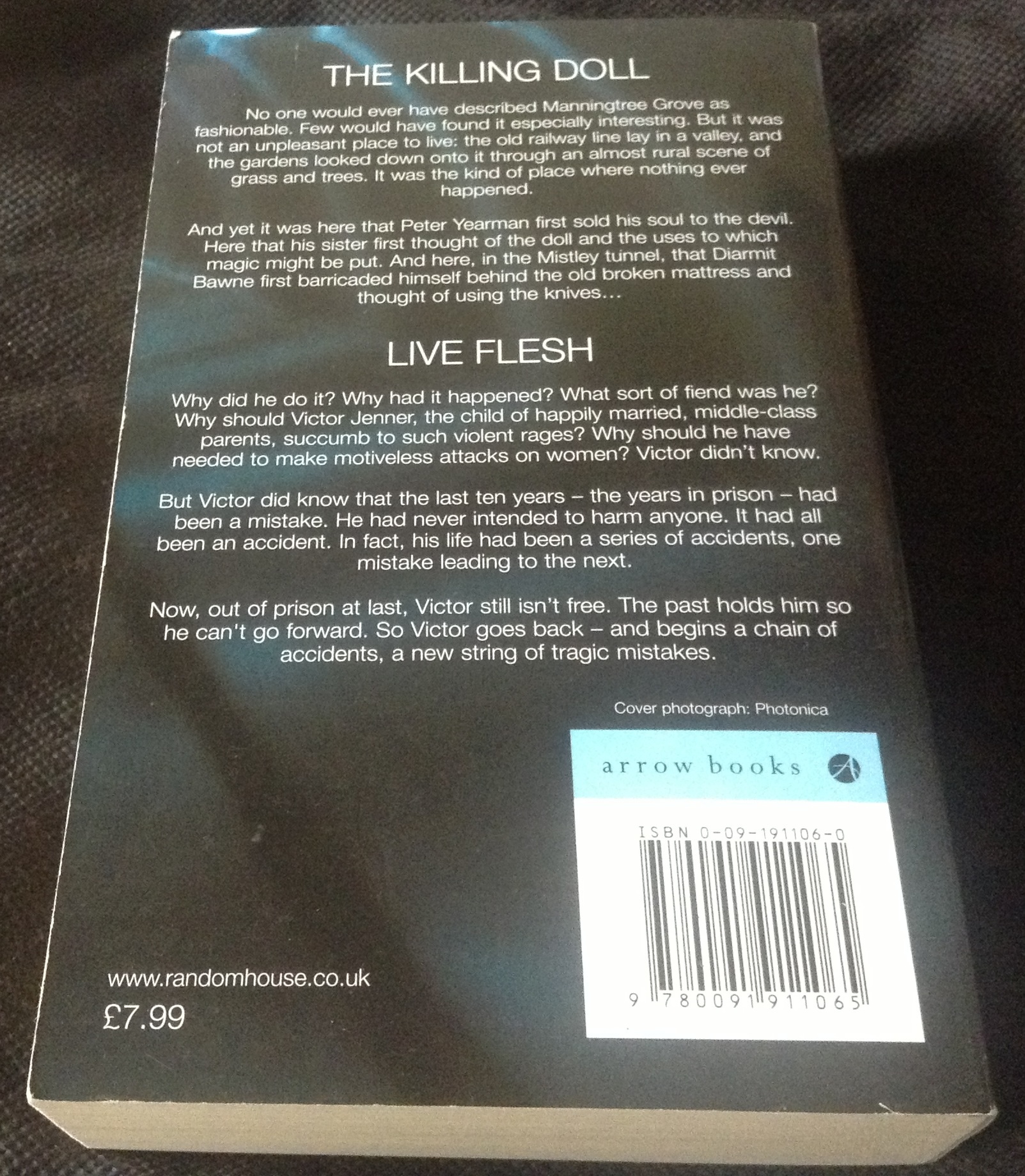 The Killing Doll , live flesh 2in1book by Ruth Rendell ราคา 270