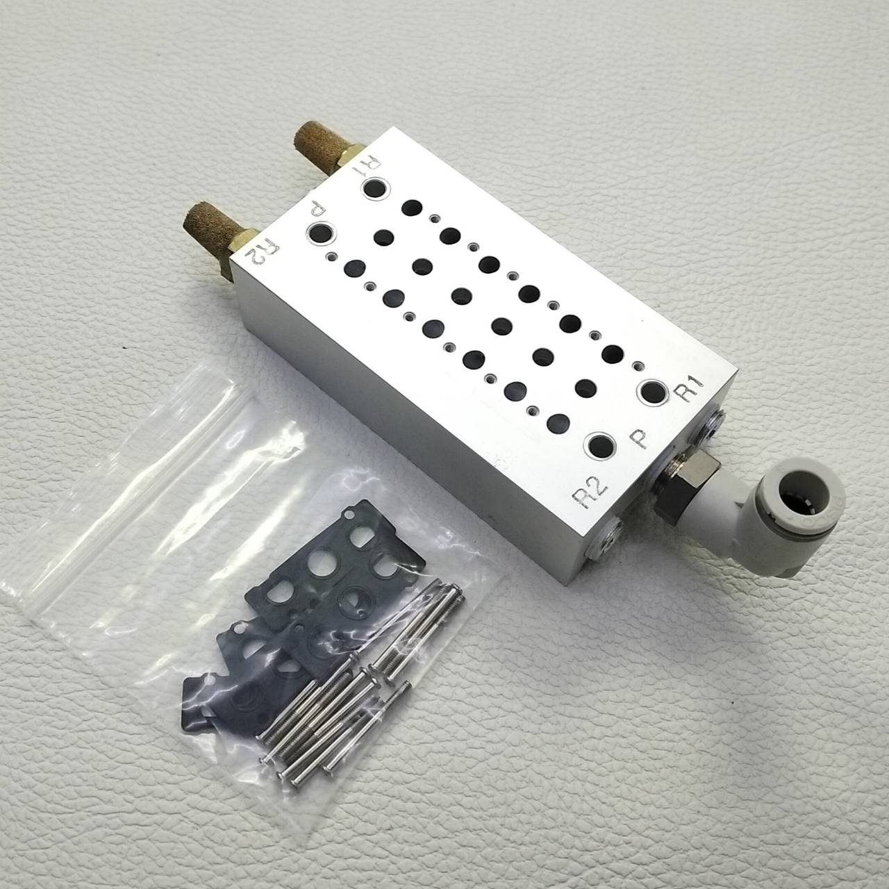 Manifold SMC รุ่น SS5Y3-20-06, 6 station, for Solenoid SY3