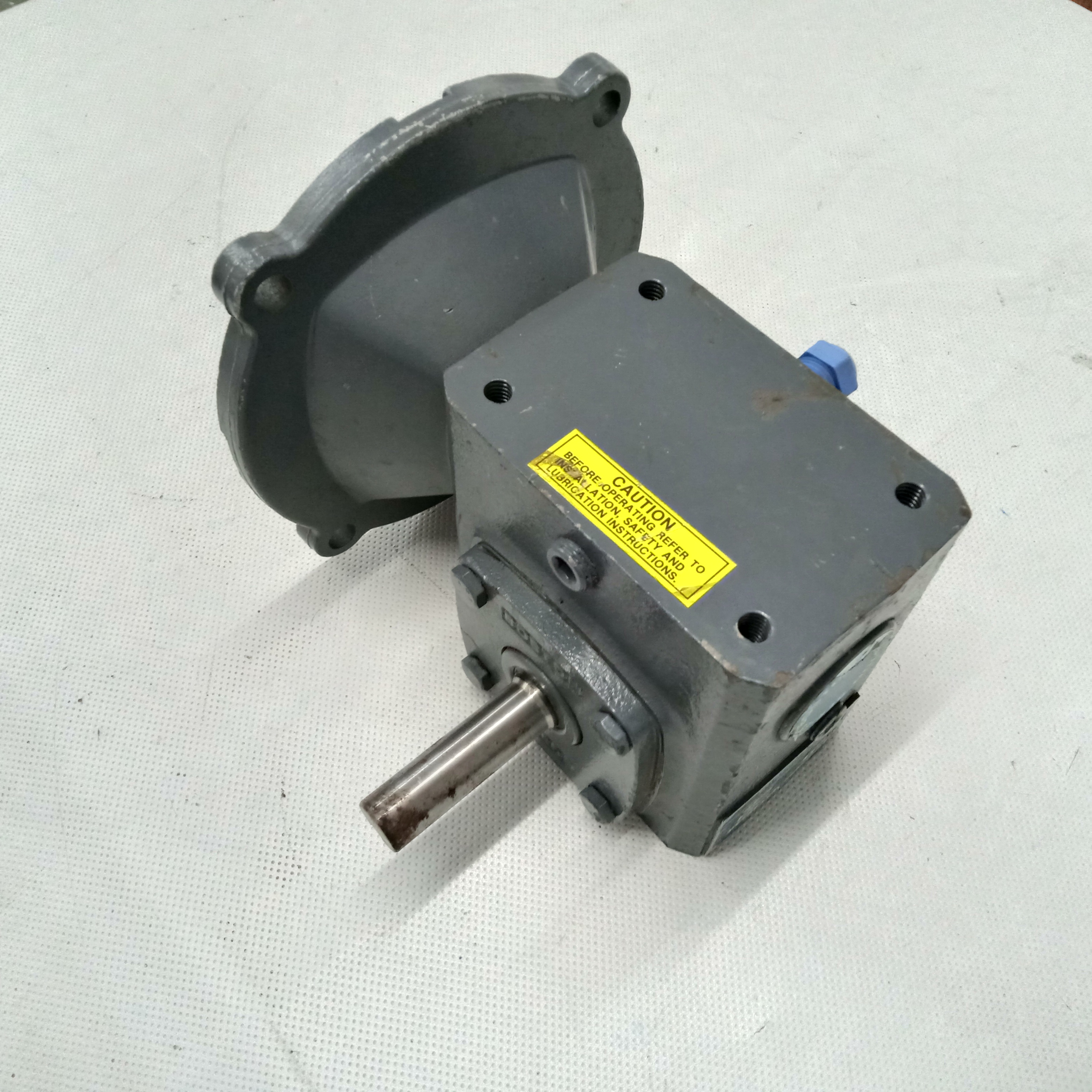 Worm Gear Boston Gear รุ่น F71320B5J, 0.45HP, 264TORQUE, Ratio 1: 20 (เพลาเข้า 16 mm., เพลา 16 mm., หน้าแปลน 114 mm.)