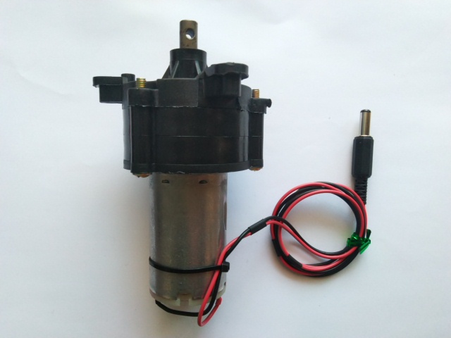 เครื่องปั่นไฟมือหมุนชาร์จโทรศัพท์