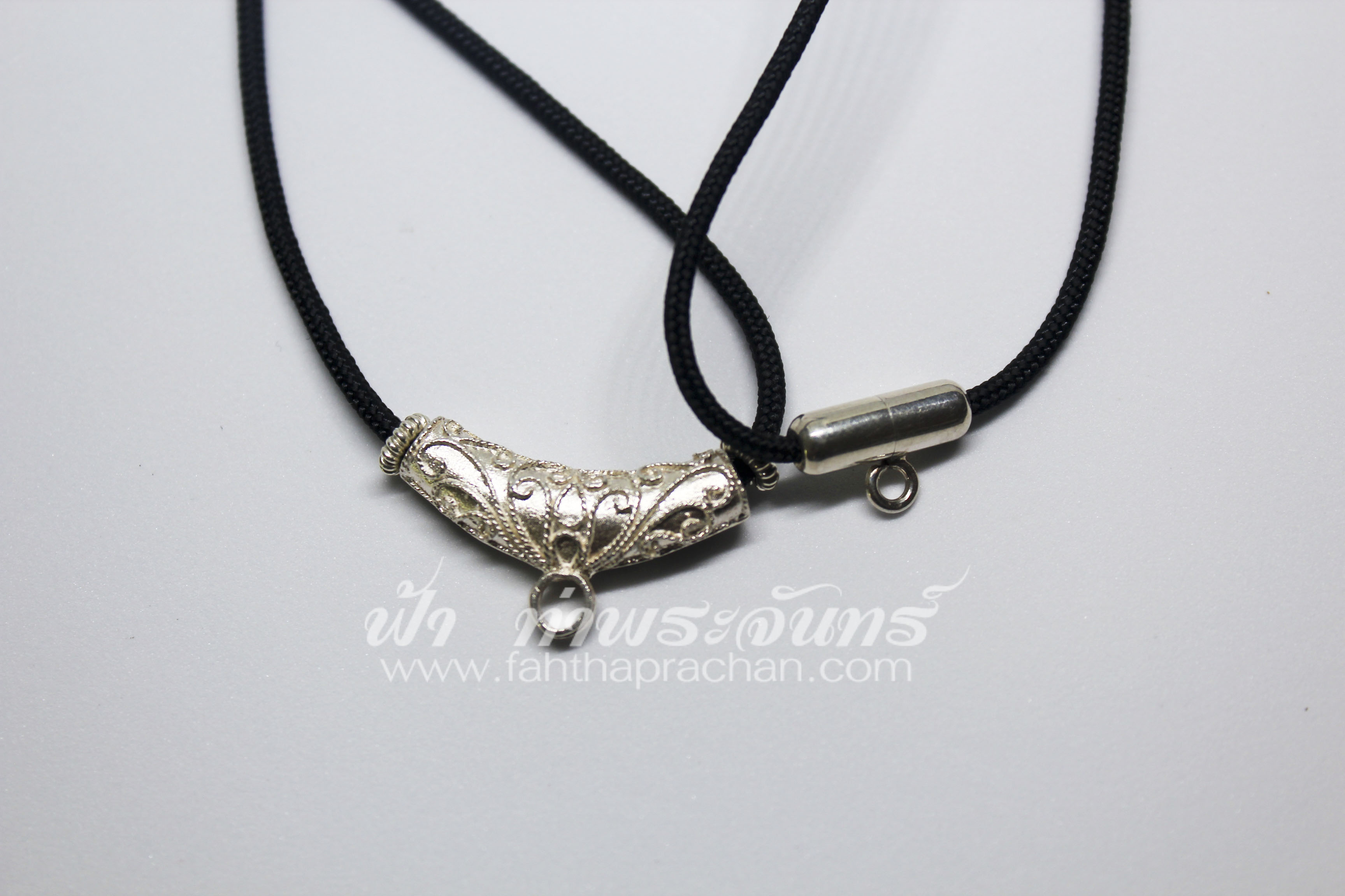 สร้อยคอเชือกร่ม ห่วงหน้ากระจับเงิน ห่วงหลังเงินเกลียวหมุนได้