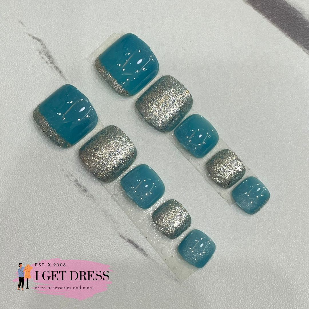 เล็บเท้าปลอม