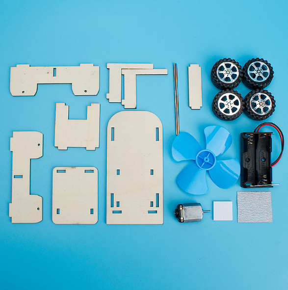 รถใบพัดโครงไม้