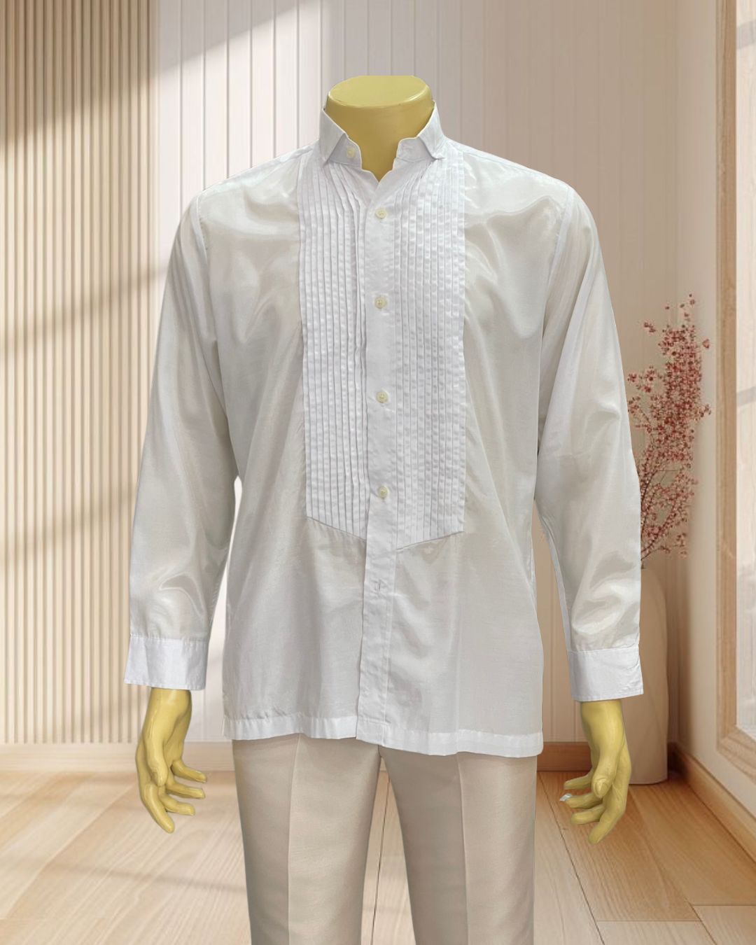 เสื้อเชิตคอปกเล็ก สีขาวมุก แต่งริ้วตรงหน้าอก ไซส์ 2XL
