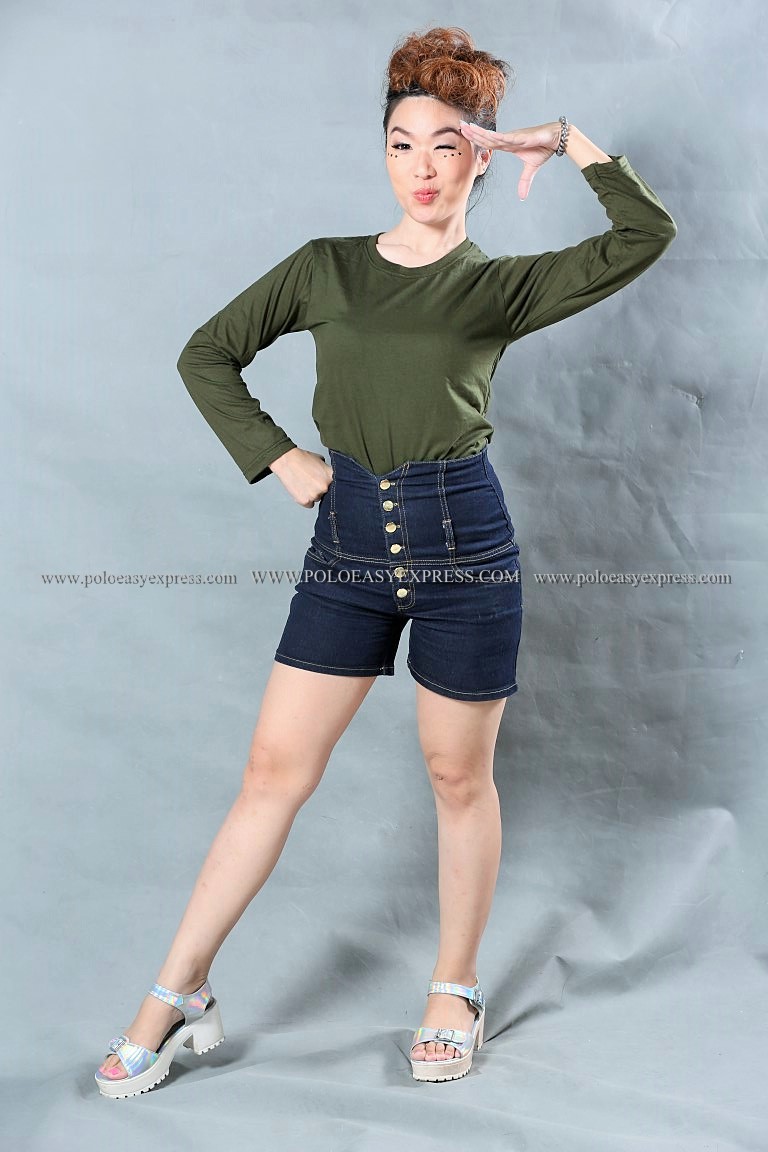 เสื้อยืด สีเขียวขี้ม้า คอกลม แขนยาว Size L