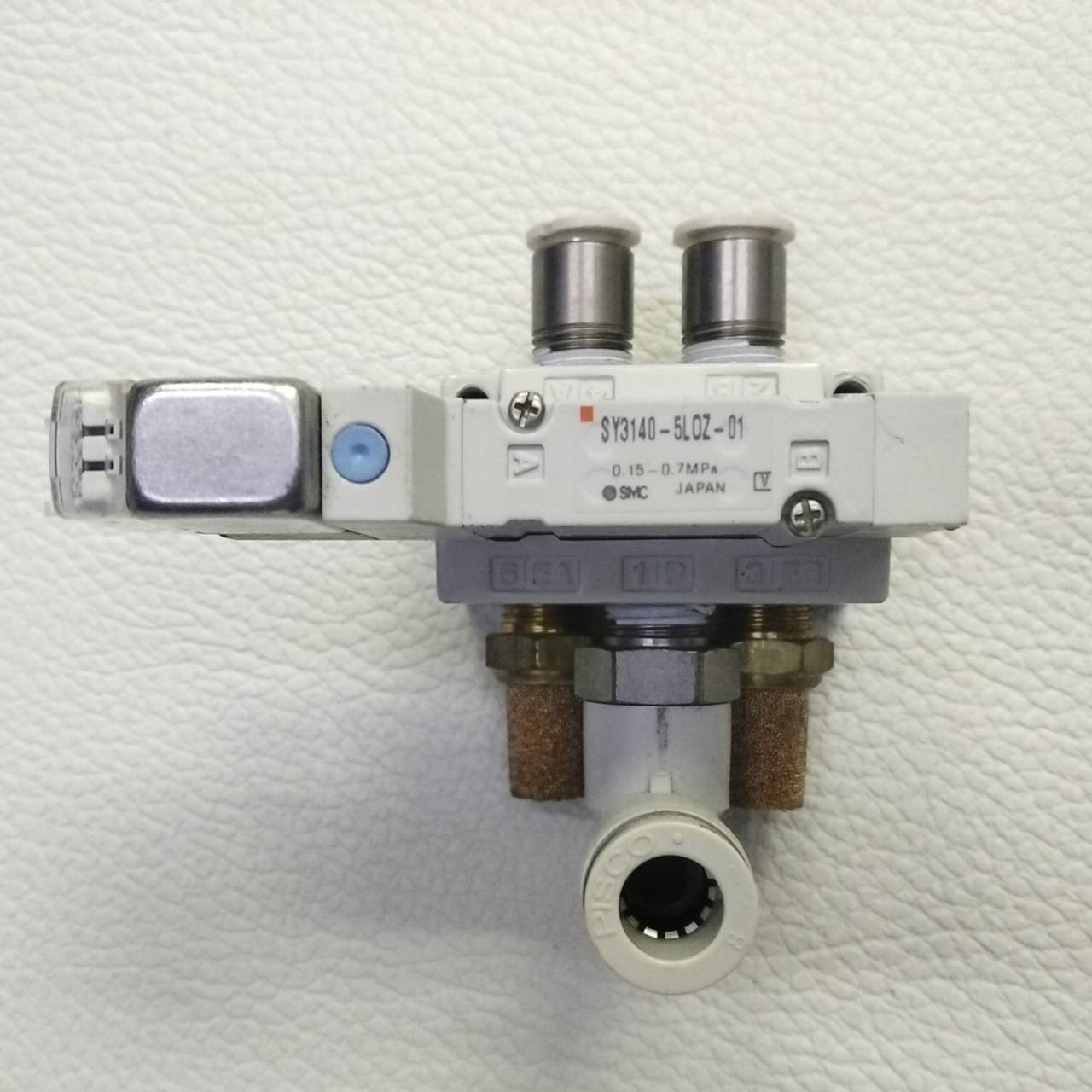 Solenoid Valve SMC รุ่น SY3140-5LOZ-01, 5/2, 2-Position single, Coil 24Vdc